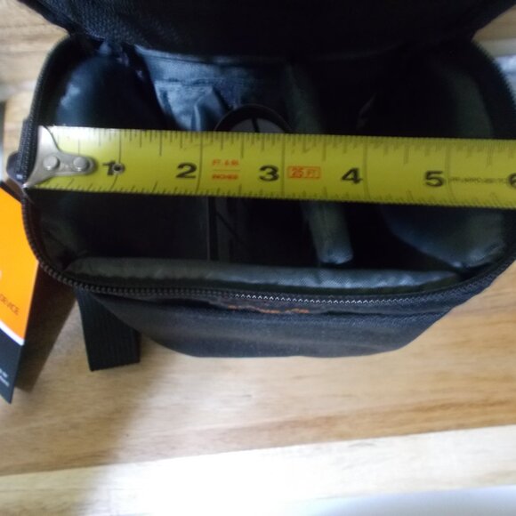 Slinger Alpine 120 Small Camera Bag NEW WITH TAGS - Picture 6 of 6